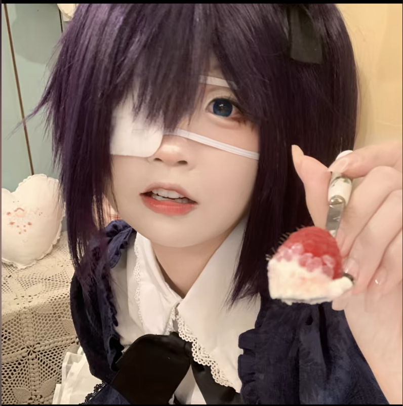 小鸟游六花